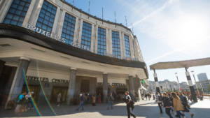 Urban Court - Ingang van het treinstation Brussel Centraal