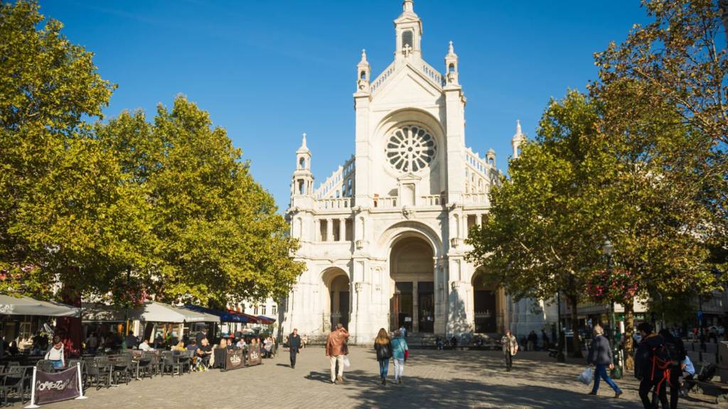 Urban Court - Uitzicht Sint Katelijnekerk